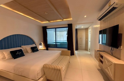Bang Sare Hotel | Costa Village Jacuzzi Bangsaray