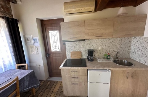 Pyrgos House | Cottage beachfront