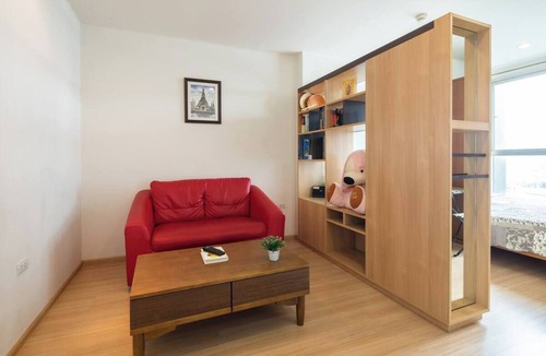 Bang Sue Condo | Cozy 1-bedroom condo with AC in beautiful Krung Thep Maha Nakhon
