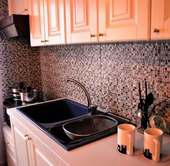 Komotini Apartment | Cozy and Modern