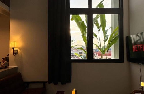 Tuol Kouk Hotel | Cozy and warm 1-bedroom hotel with AC in the middle of Phnom Penh city