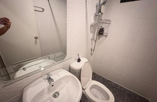 Talat Noi House | Cozy Canal House 1 min to MRT & Street Foods