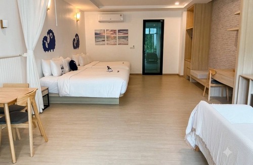 Ao Nang House | Cozy Family Room with Terrace 100 meters walk to Ao Nang Beach
