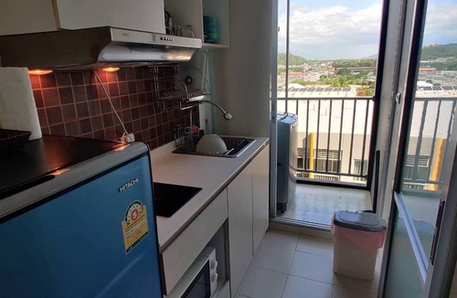 Nong Kae Apartment | Cozy Furnished Studio with Pool, Gym, Wi-Fi and Laundry in Hua Hin