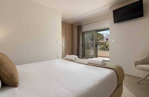 Petaloudes Apartment | Cozy Island Apartment in Rhodes town
