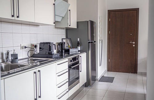 Mazotos Apartment | Cozy sea view apartment