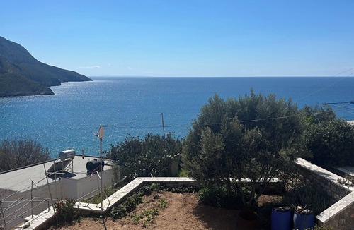 Panormos Apartment | Cozy twin beds studio Kalymnos