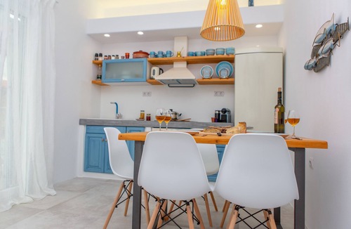 Old Town Naxos Apartment | Cycladic Lifestyle Apartment