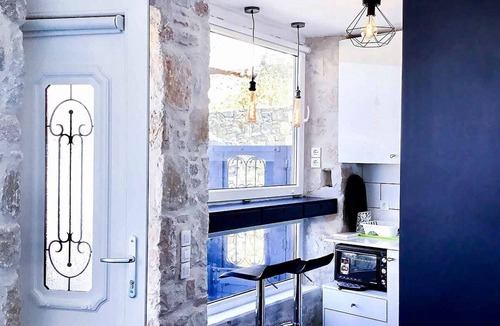 Agios Ioannis House | Cycladic Suite Just For Two with Private Terrace, Jacuzzi & Loungers to Admire the Aegean Sunsets!