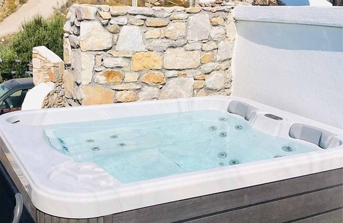 Agios Ioannis House | Cycladic Suite Just For Two with Private Terrace, Jacuzzi & Loungers to Admire the Aegean Sunsets!