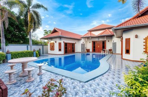 Pong Villa | D Pool Villa Pattaya