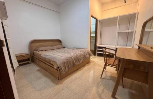 Thong Sala House | D6 Apartment at the Pier 4 of 6