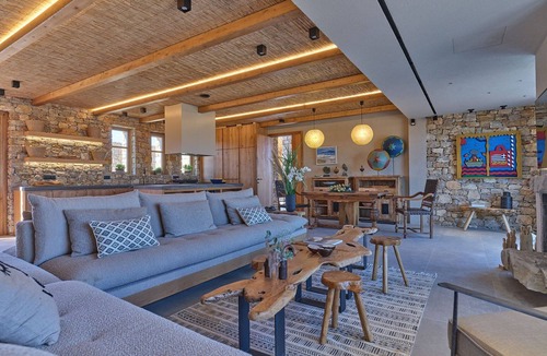 Paros Villa | Dazzling Paros Villa | Villa Acquabella | 5 Bedrooms | Private Infinity Pool.