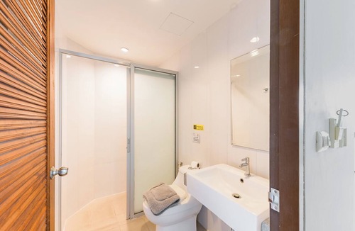 Ban Saiyuan Hotel | De Blue Sea Rawai Hotel