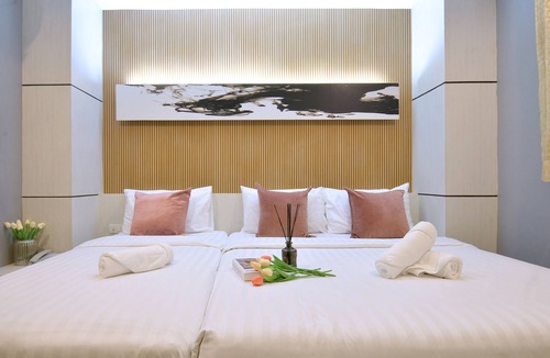Pratunam Hotel | De Lux Bangkok Hotel