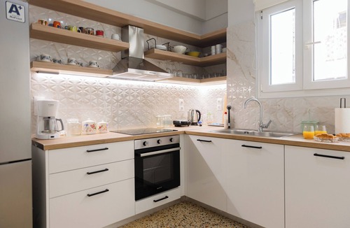 Chalcis Apartment | Debbies apartment over the water!