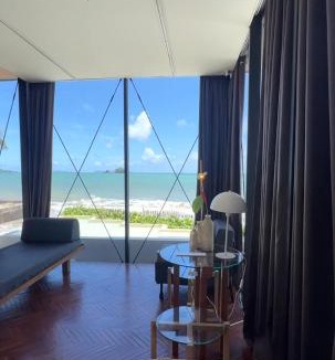 Saladan Villa | DEEPSPACE cabin on Quiet Beach