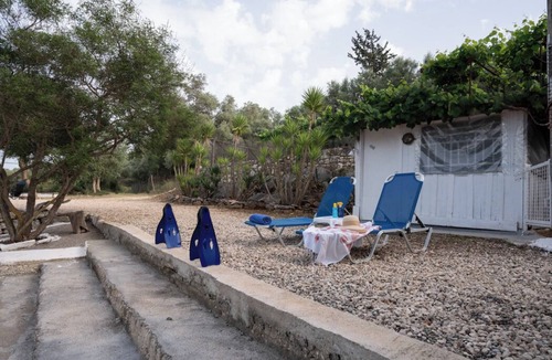 Amfilochia Cottage | Delightful cottage with AC in charming Amfilochia