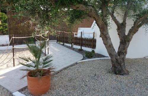 Kefalos Apartment | Delphini Studios - for the disabled