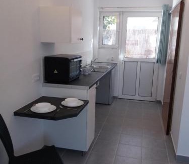 Kefalos Apartment | Delphini Studios - for the disabled