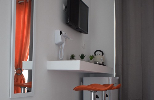 Faliraki Apartment | Deluxe room near the sea 2