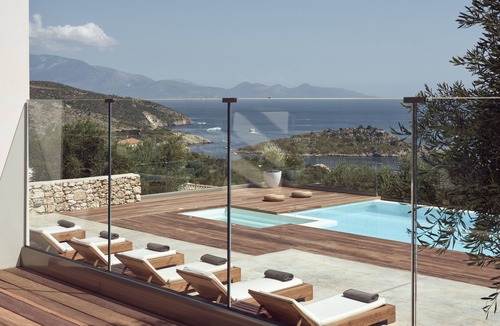 Skinaria House | Deluxe secluded villa with Infinity pool, Jacuzzi and breathtaking sea view.