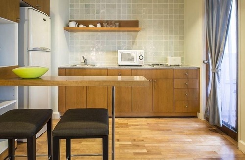 Chong Nonsi House | Deluxe Studio, Chongnonsi BTS station
