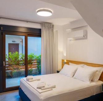Nea Iraklitsa House | Diamond A1 Luxury Inn