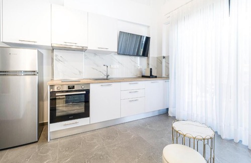 Nea Iraklitsa House | Diamond Deluxe C3
