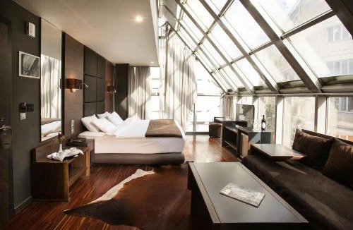 Ladadika Apartment | Diamond Suites, Philian Hotels and Resorts