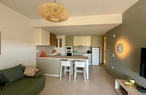 Anavyssos Apartment | Diana Seaside Apartment