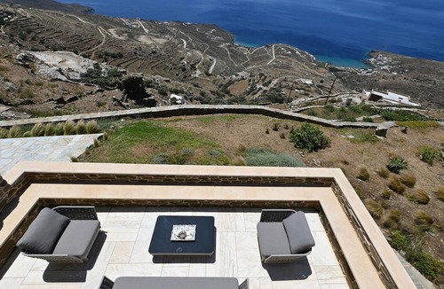 Exomvourgo House | Dioni Tinos, sea view elegant villa