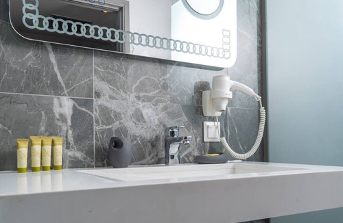 Haniotis Hotel | Dionysos Hotel & Suites Halkidiki