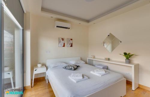 Larnaca City Centre Apartment | Dios Ponte 102 Beachfront