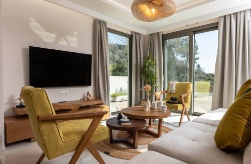Lefkimmi Apartment | Divinum Mare Luxury Villa with Private Pool & Sea View