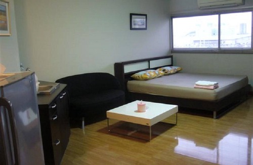Ban Mai Hotel | DMK Donmueang Airport Guesthouse