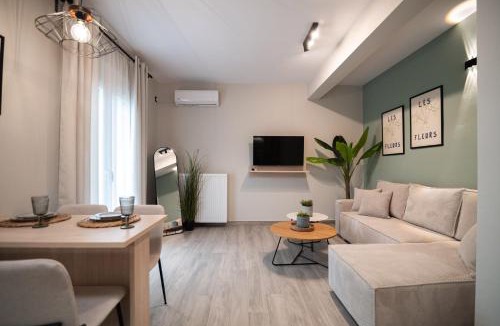 Mytikas Apartment | Domaris Luxury Suite