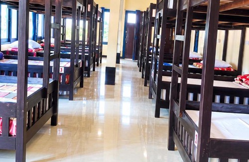Nong Khiaw House | Dormitory Views Hostel