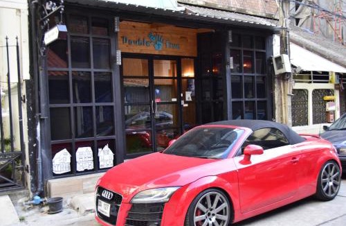 Wattana Hostel | Double Five