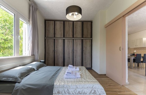 Spata-Artemida Cottage | Doukas House Cottage with vineyard, Artemis