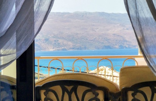 Dempla Apartment | Douranakis house · Seaview Apartment