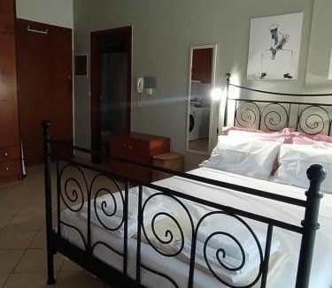 Xanthi Apartment | Downtown