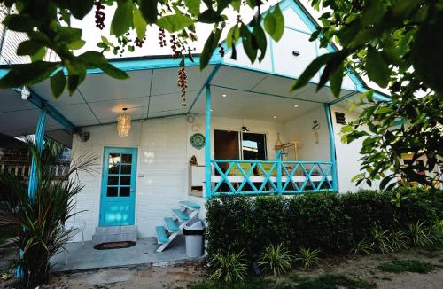 Bang Po Villa | Dream Villa Beachside Sunset