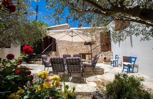 Droushia House | Droushia Corner House