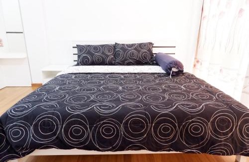 Khlong Kluea Apartment | Duplex home near IMPACT Arena Exhibition Centre