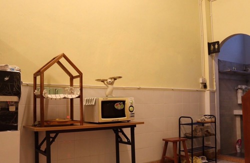 Maha Phruttharam Hostel | During Moonshine Hostel Samyan