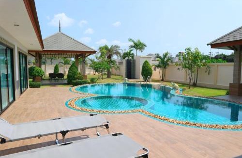 Huai Yai Villa | Dusit Garden Large Pool Villa