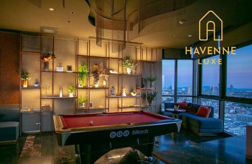 Pattaya Bay Apartment | EDGE Central Pattaya PTY High-Floor Sea View By 78