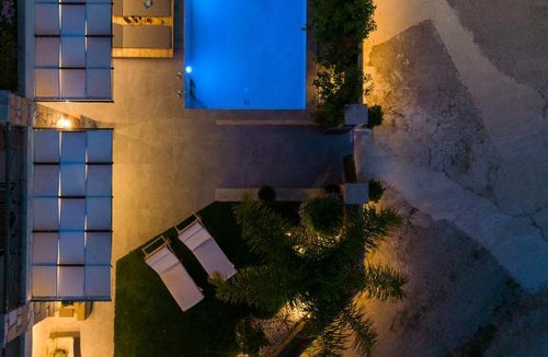 Plakalona House | Effrosini Traditional Home