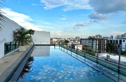 Sukhumvit Apartment | Ekkamai Sukhumvit 65, Pet Friendly, 900m to BTS